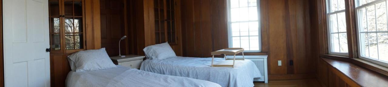The Royal Oak Apartment Кранстън Екстериор снимка