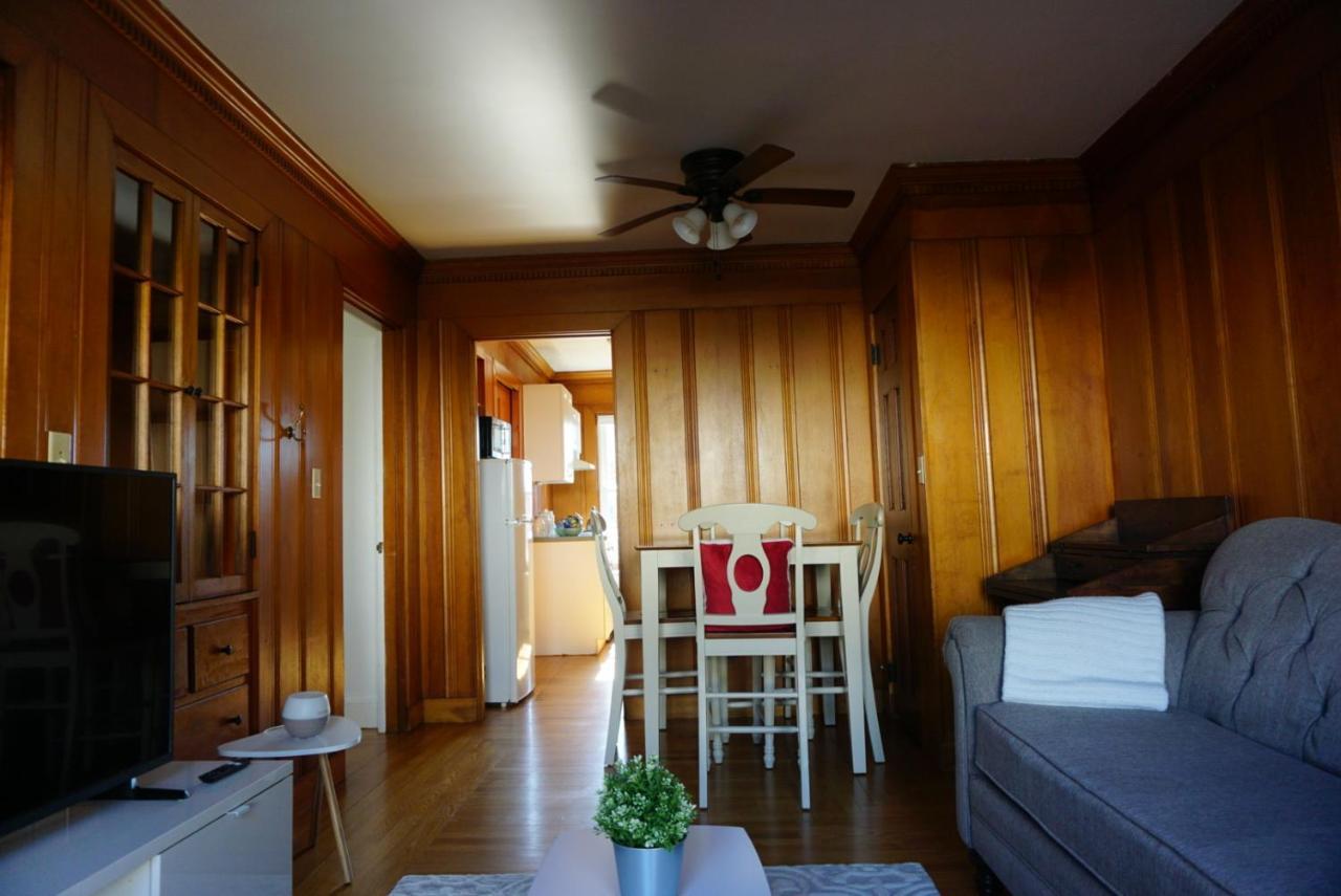 The Royal Oak Apartment Кранстън Екстериор снимка